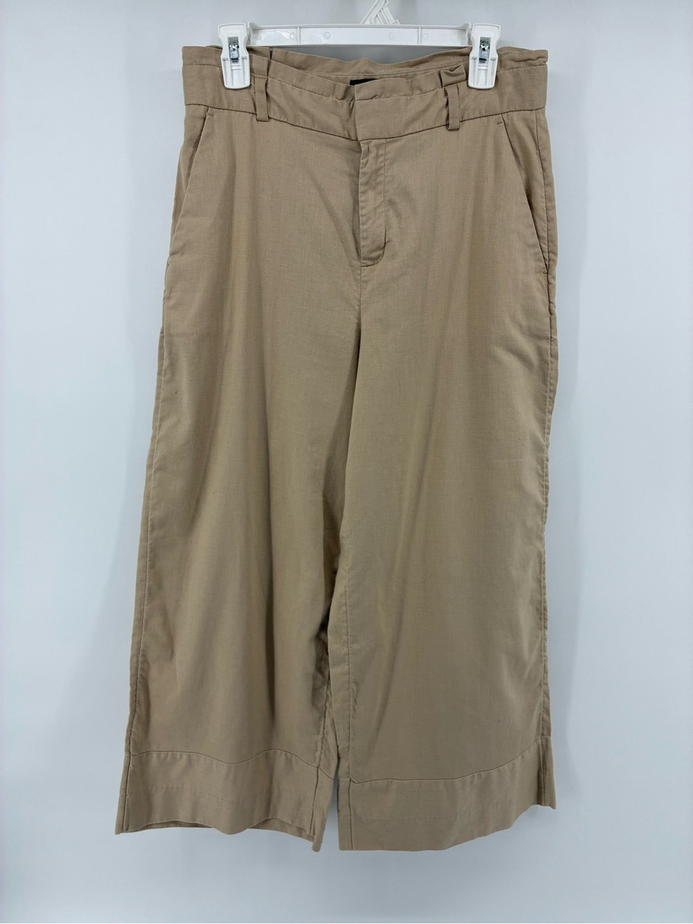 Banana Republic Wide-Leg Linen Blend Pants in Beige